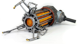 This Is What The <em>Half-Life 2</em> Gravity Gun Replica Looks Like. Cool.
